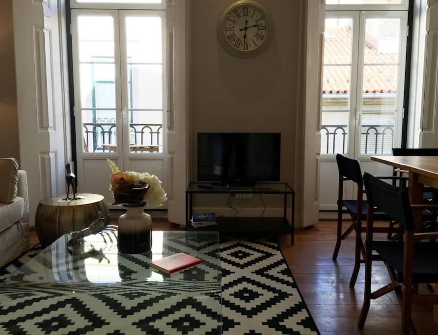 Sm2 Romantic Home By The Gardens Pr Real & Bairro Alto Lisboa Exterior foto